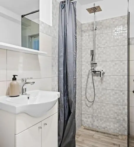 Apartament Valkane *